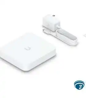 UXG-Max Gateway UniFi 2.5GbE multi-WAN compacto con IDS/IPS 2.3 Gbps, 5 puertos 2.5G y SD-WAN sin licencias, firewall capa 7