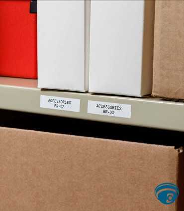 M21-750-595-WT Cinta de etiquetas vinilo todo clima 19.05 mm x 6.40 m negro/blanco con adhesivo ultra agresivo