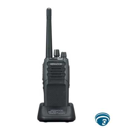 NX-1300-NK4 radio portátil UHF 5W digital NXDN NEXEDGE, digital/analógico, audio 1W, para uso rudo, IP54/55 y LED 7 colores